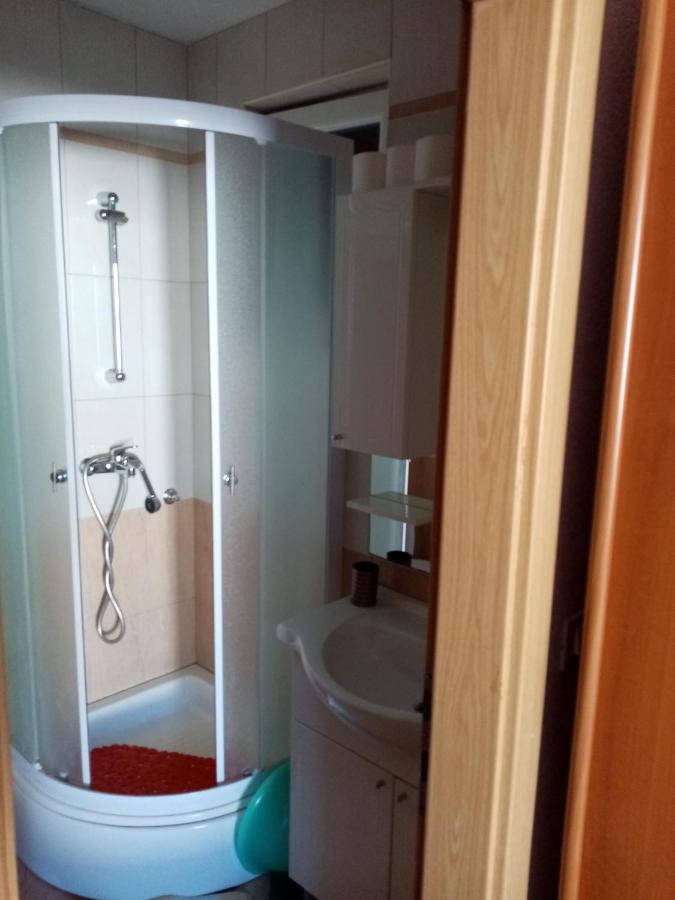 Apartments Iva Baška Voda Exteriör bild